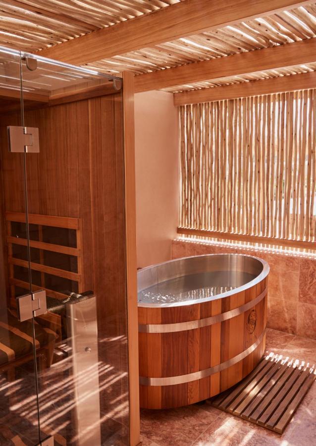Swell Hotel Byron Bay - Adults Only מראה חיצוני תמונה